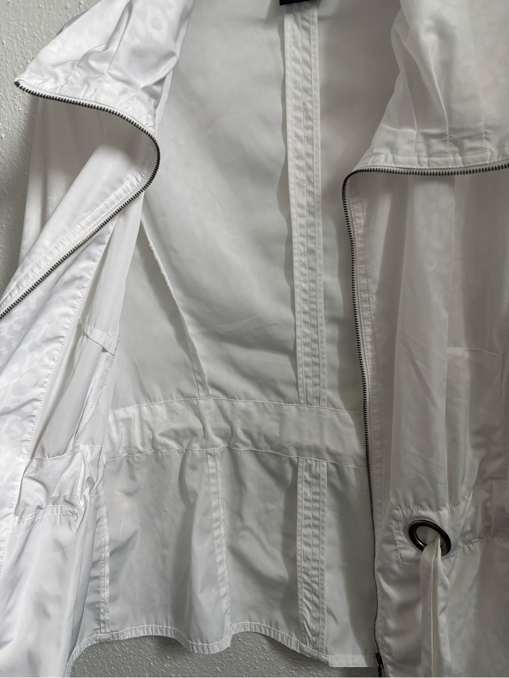 Tribal jacket - Picture 11 of 11